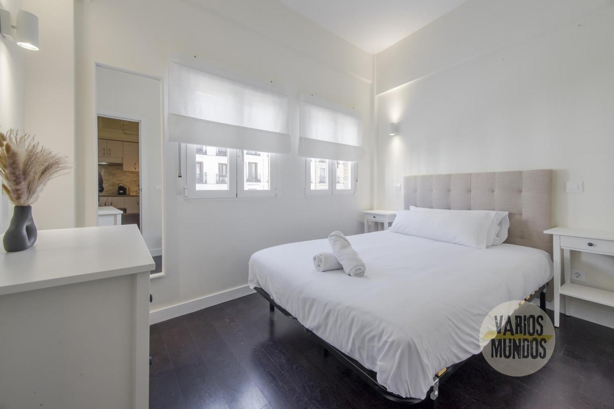 Confortable Apt Para 3 Pax A 1 Min De Gran Via Мадрид Екстер'єр фото